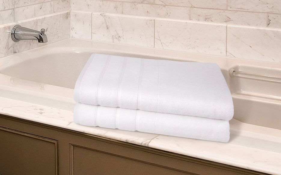Beau Rivage Striped Trim Bath Sheet